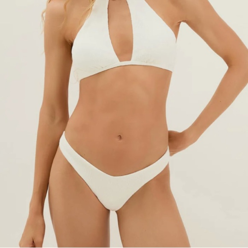 Vix Ivory Keyhole Bikini Bottom